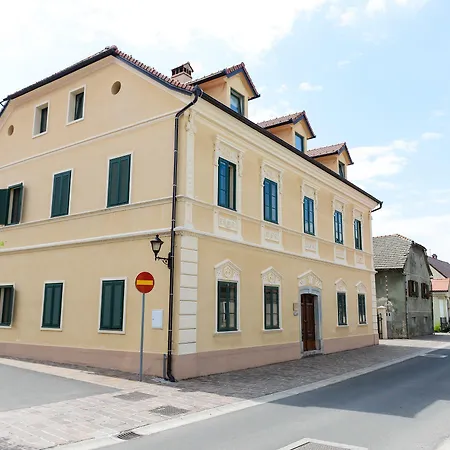 Castanea Nocleg ze śniadaniem