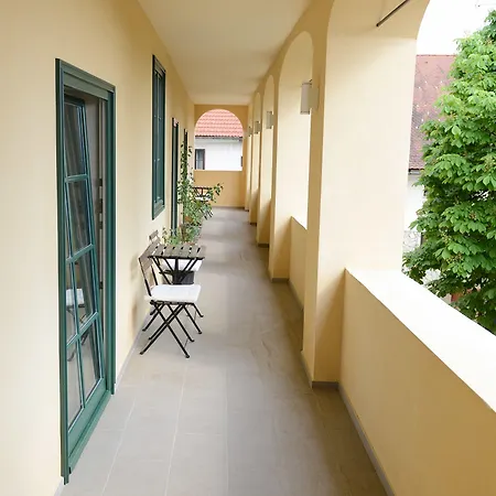 Bed & Breakfast Castanea