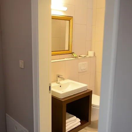 Castanea Bed and breakfast 3*