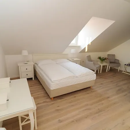 Bed and breakfast Castanea 3*