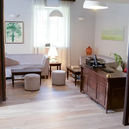 krevet i doručak Castanea 3*