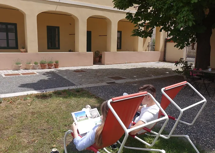 Castanea Frühstückspension 3*