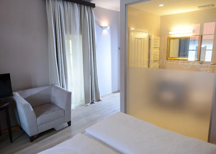 ベッド・アンド・ブレックファスト Castanea