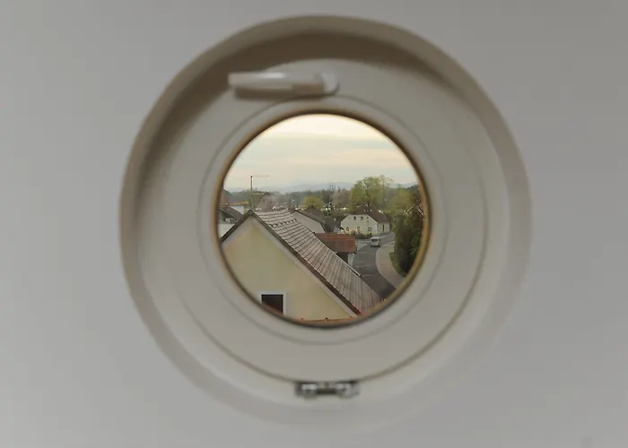 ベッド・アンド・ブレックファスト Castanea 3*