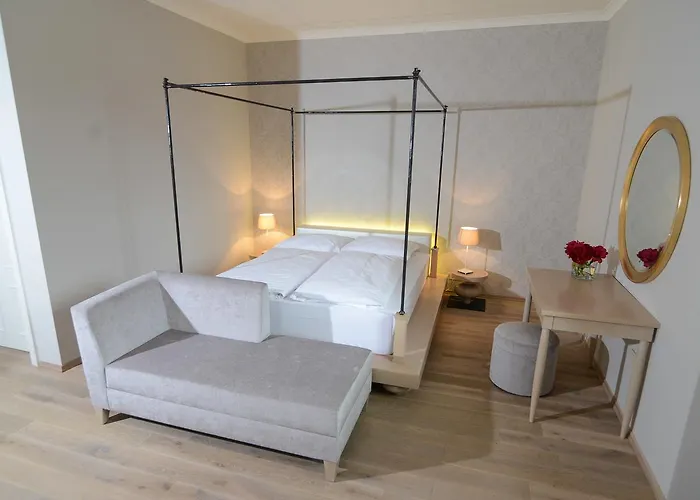 Castanea ベッド・アンド・ブレックファスト 3*